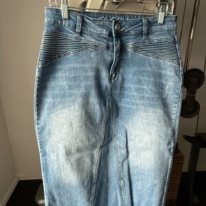 NUGGLES 34" Long Denim Skirt: Size S